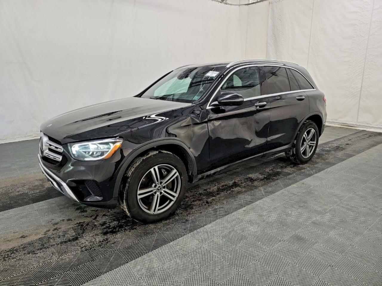 2022 Mercedes-Benz Glc 300 4Matic - Фото 2