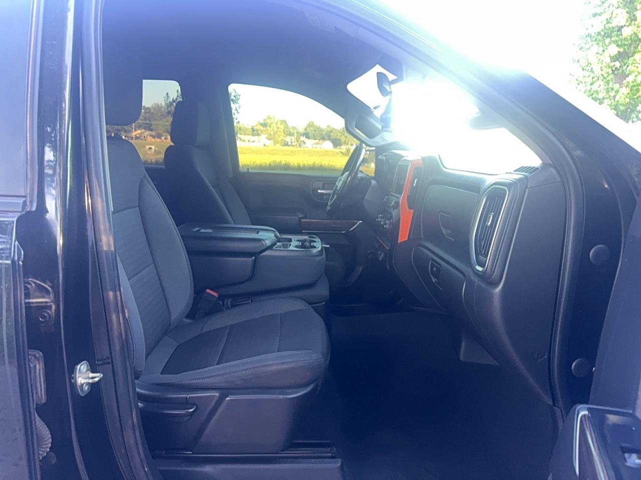 2020 Chevrolet Silverado K1500 Rst - Фото 5