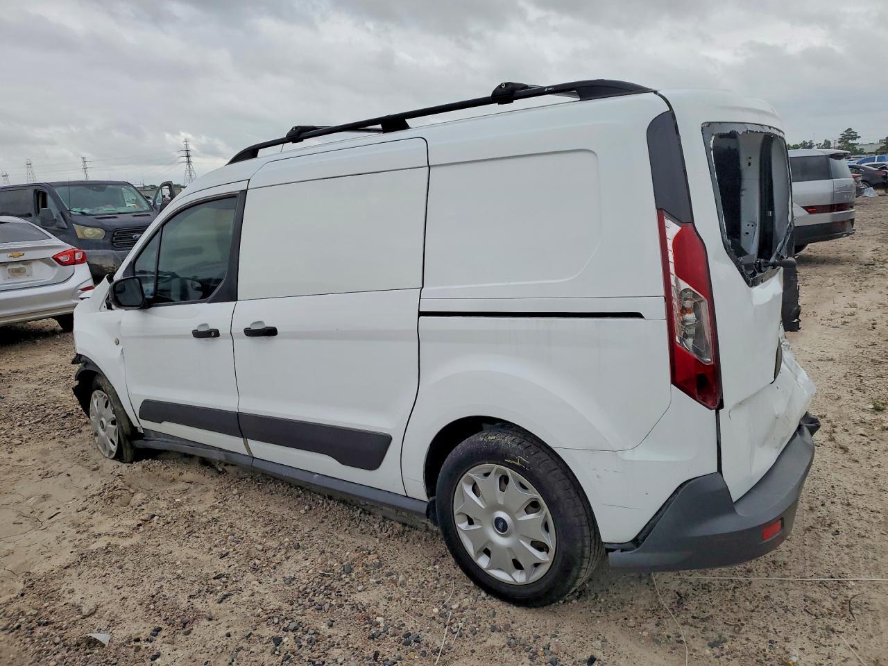 2015 Ford Transit Connect Xlt - Фото 2