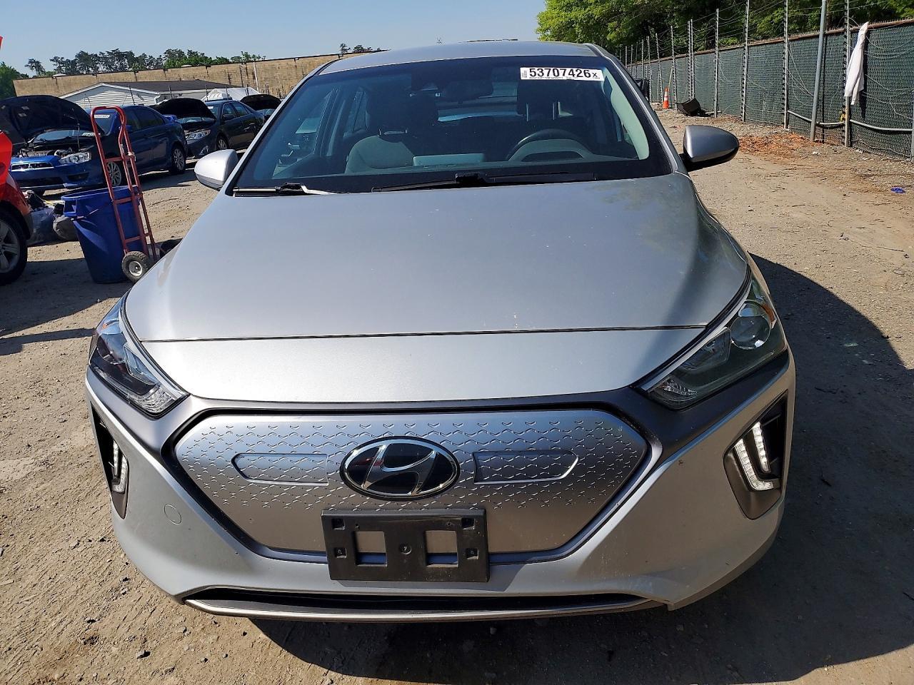 2021 Hyundai Ioniq Se - Image 5