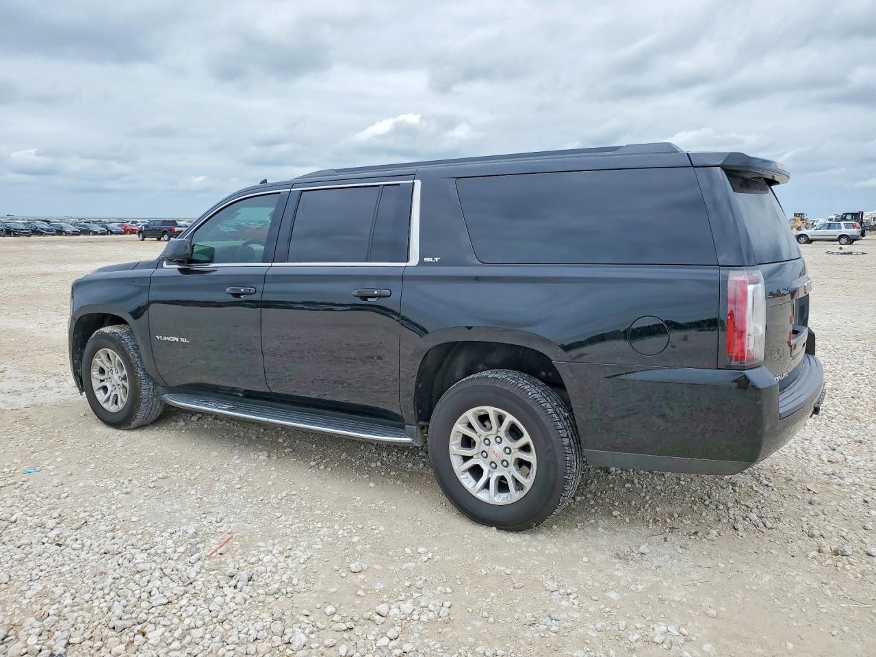 2019 GMC Yukon Xl K1500 Slt - Фото 2