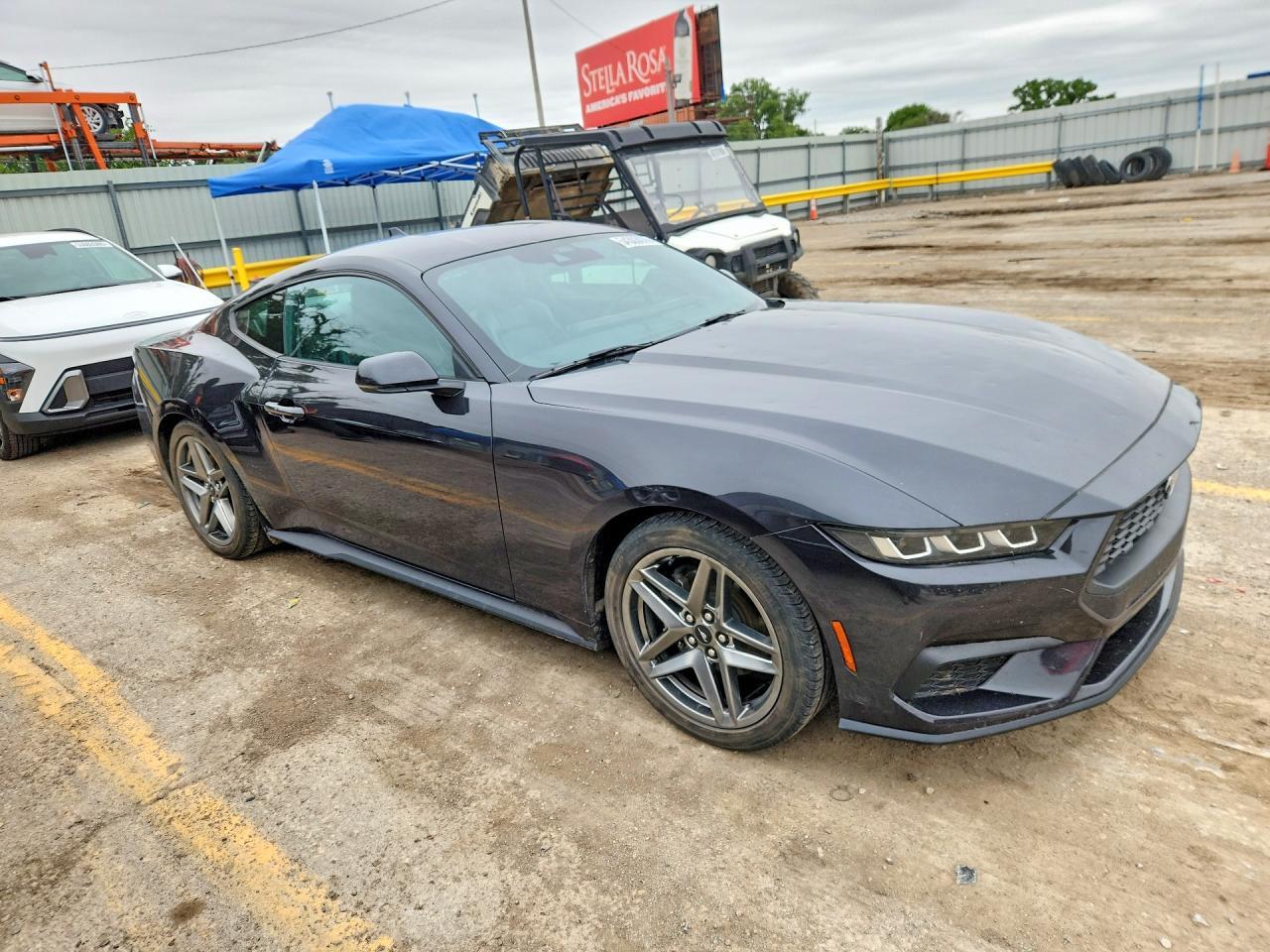 2024 Ford Mustang - Image 4