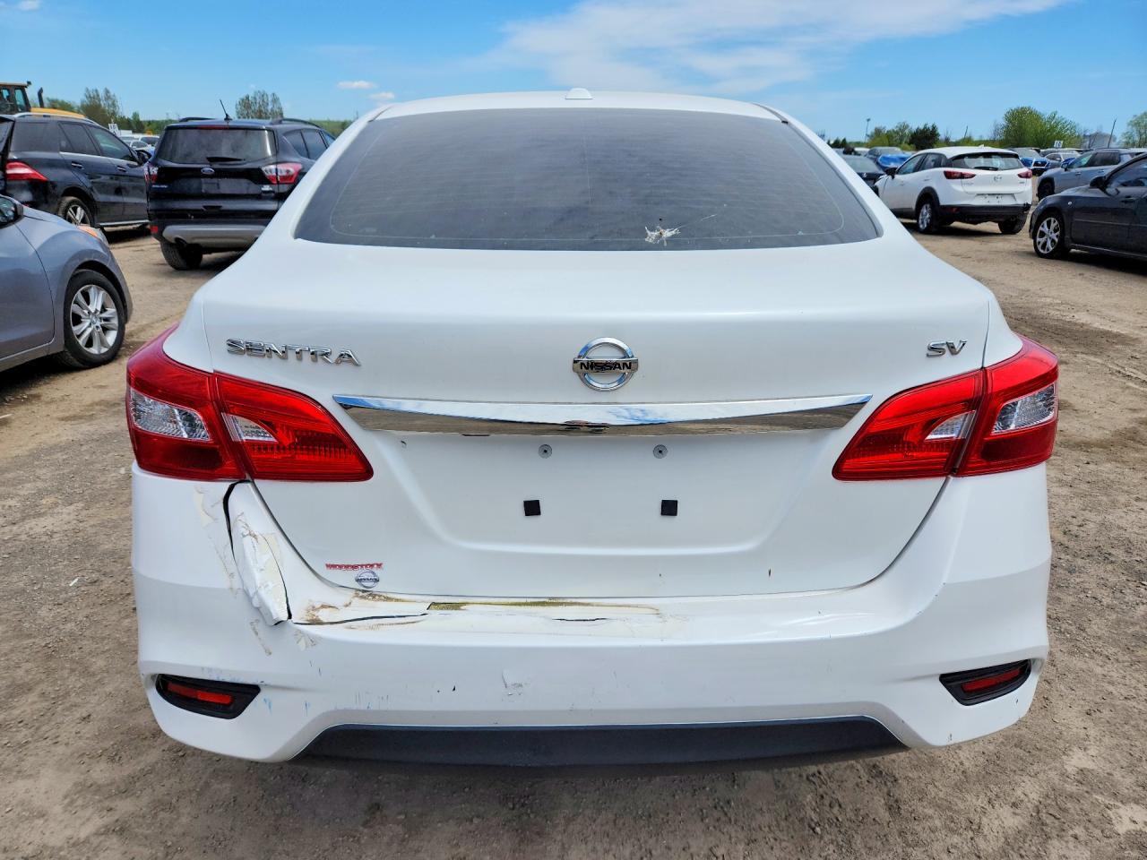 2019 Nissan Sentra S - Фото 6