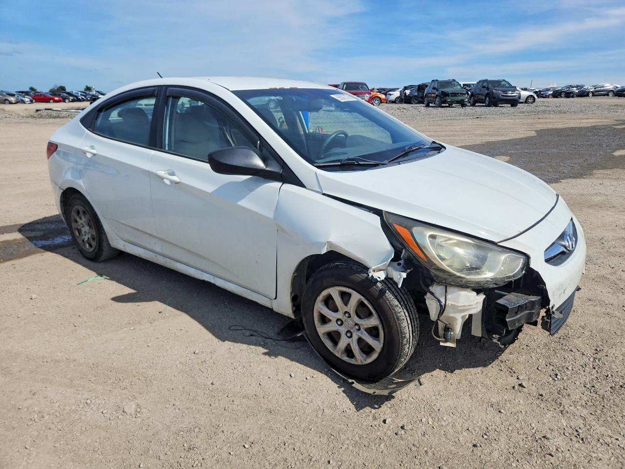 2013 Hyundai Accent Gls - Image 4