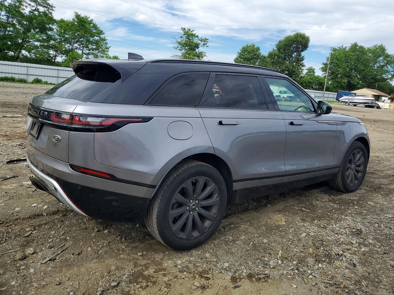 2020 Land Rover Range Rover Velar R-Dynamic S - Image 3