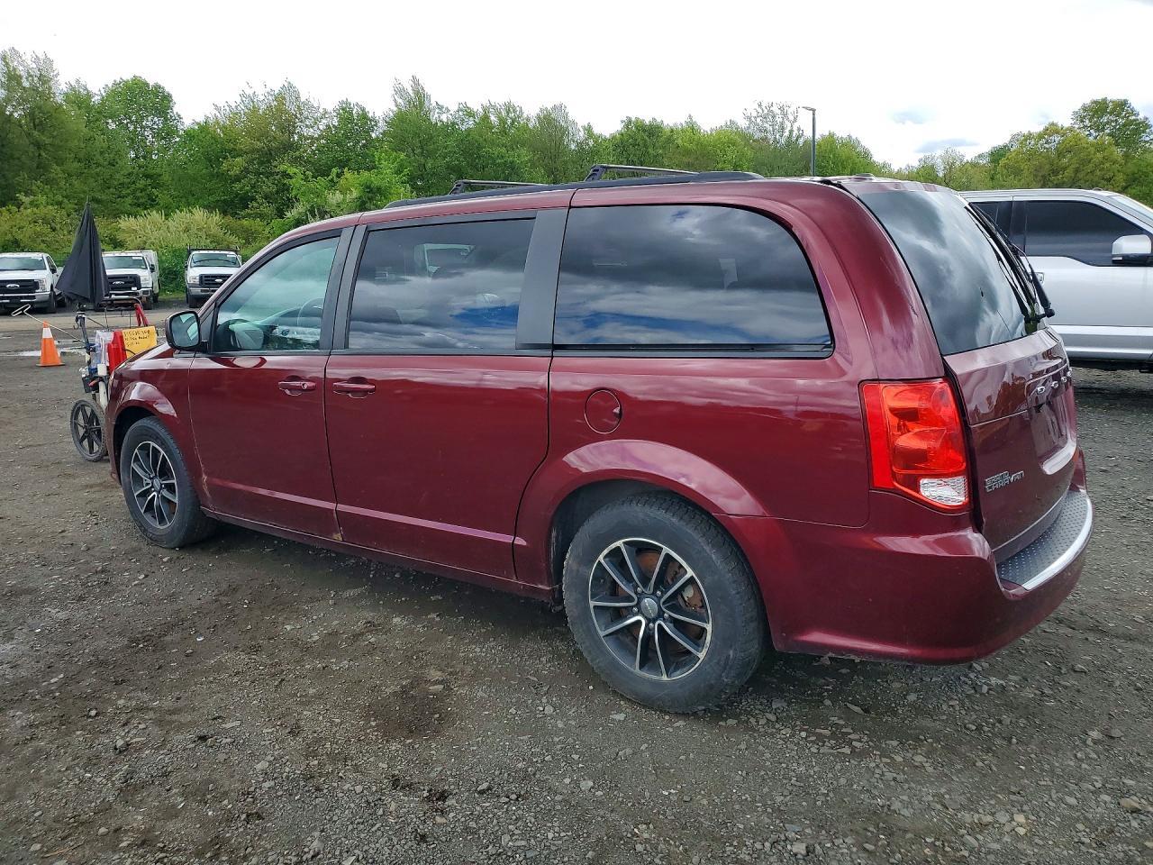 2018 Dodge Grand Caravan Gt - Image 2