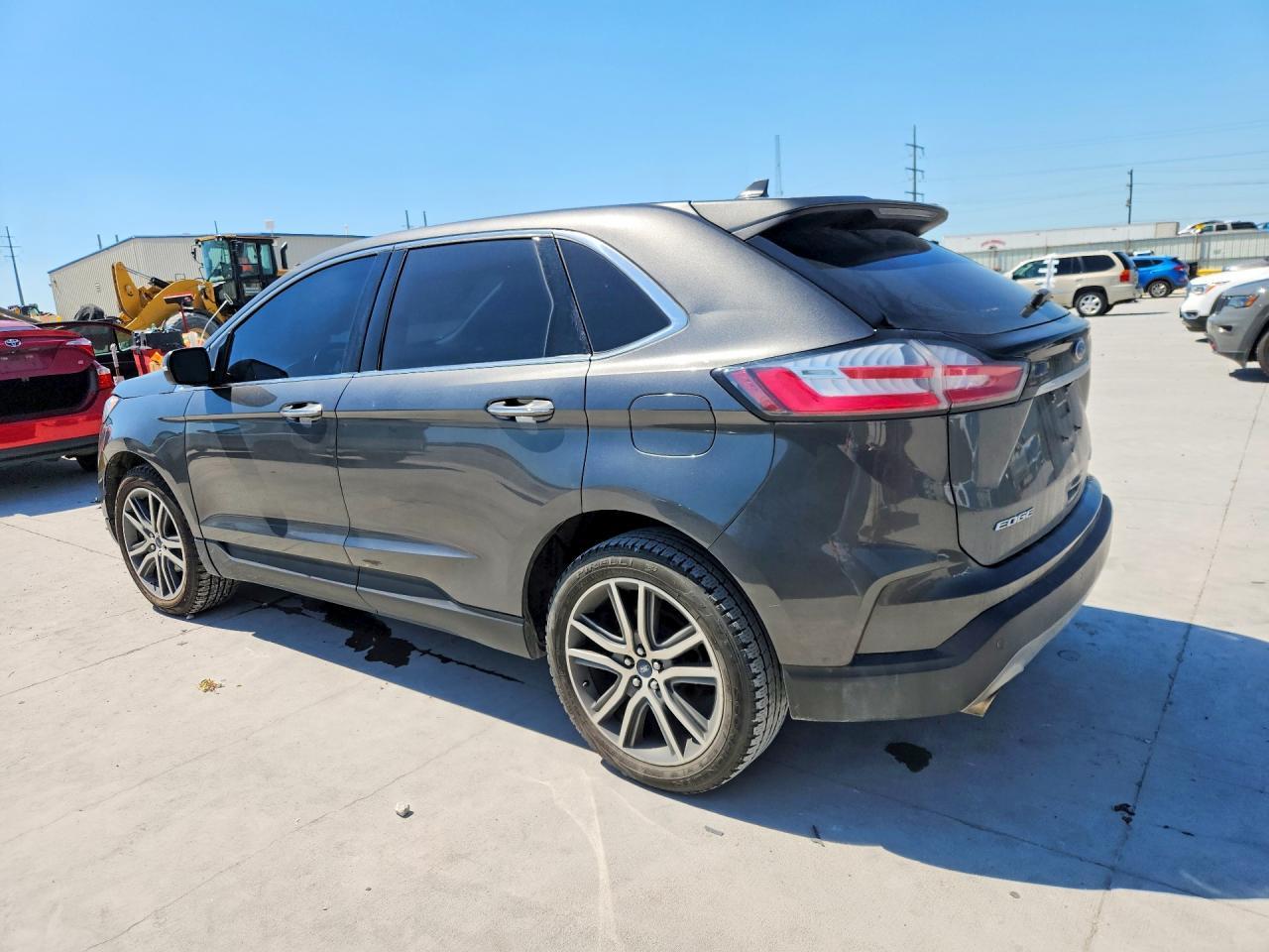2019 Ford Edge Titanium - Фото 2