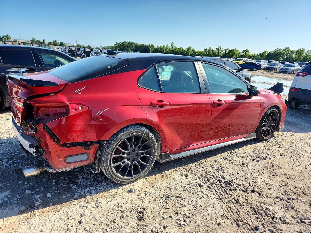 2020 Toyota Camry Trd - Фото 3