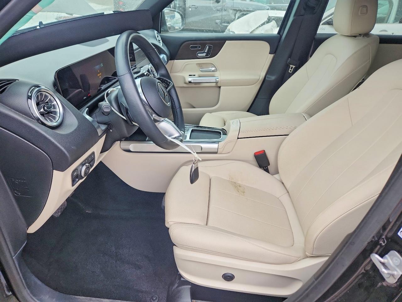 2025 Mercedes-Benz Glb 250 4Matic - Фото 7