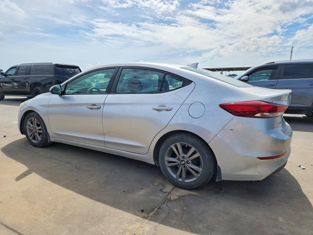 2017 Hyundai Elantra Se - Image 2