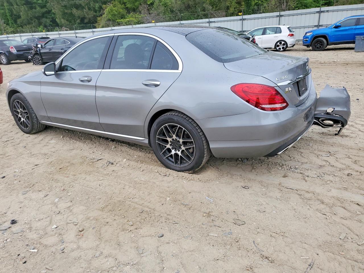 2015 Mercedes-Benz C 300 4Matic - Фото 2