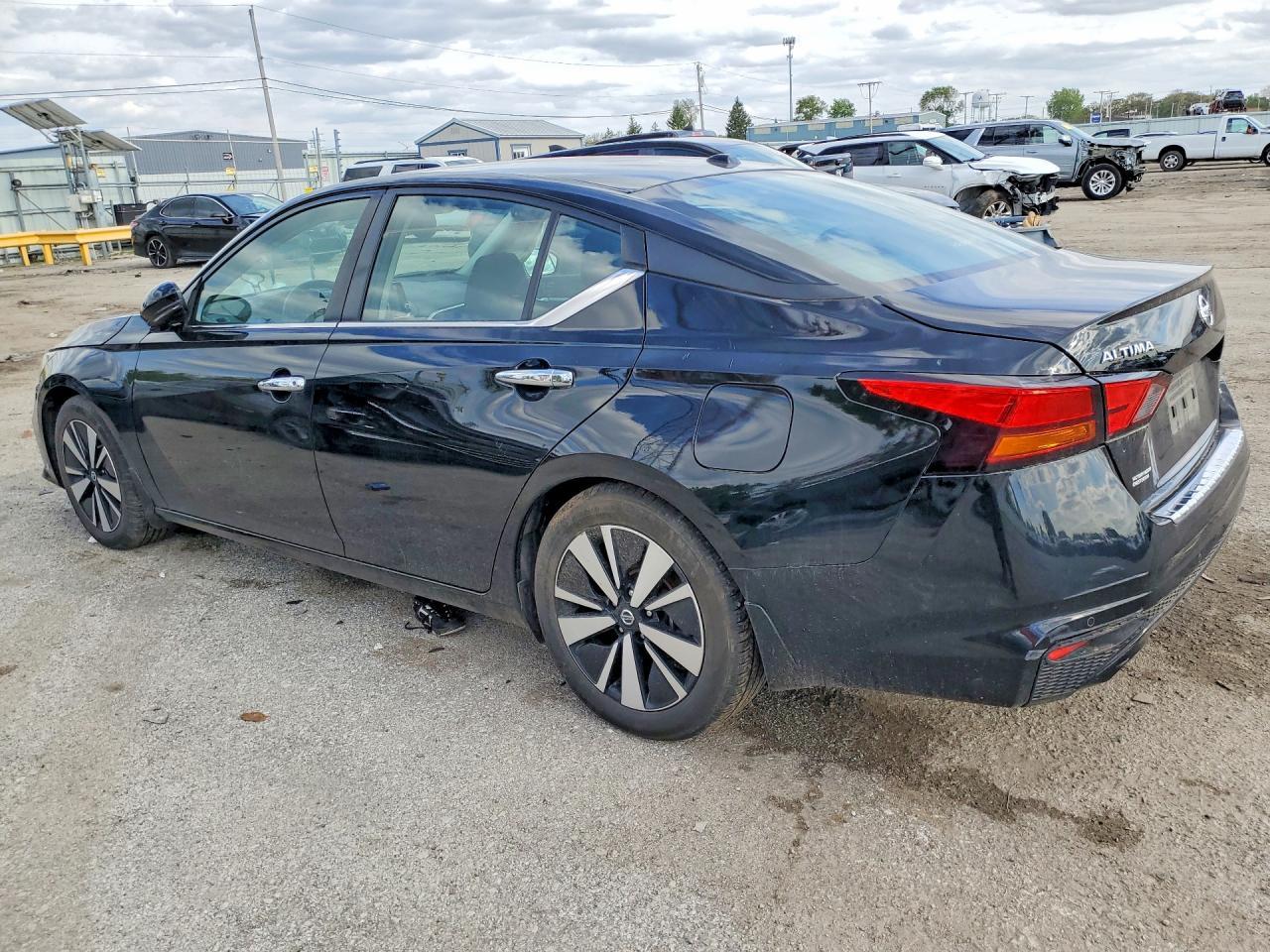 2022 Nissan Altima Sv - Фото 2