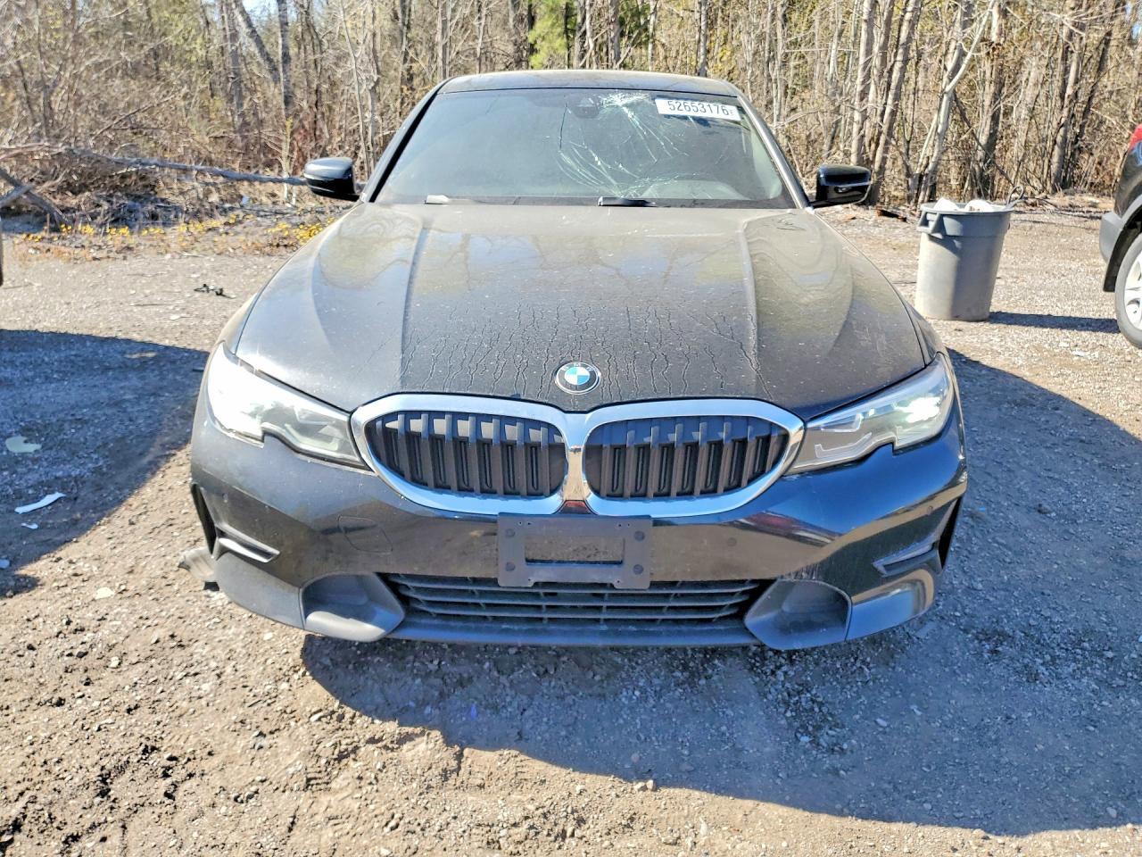 2021 BMW 330Xi - Фото 5