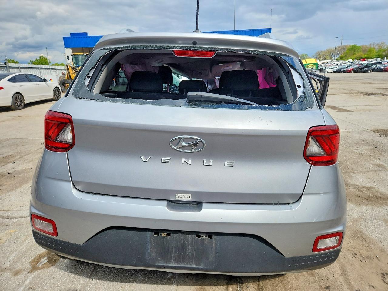 2024 Hyundai Venue Sel - Image 6