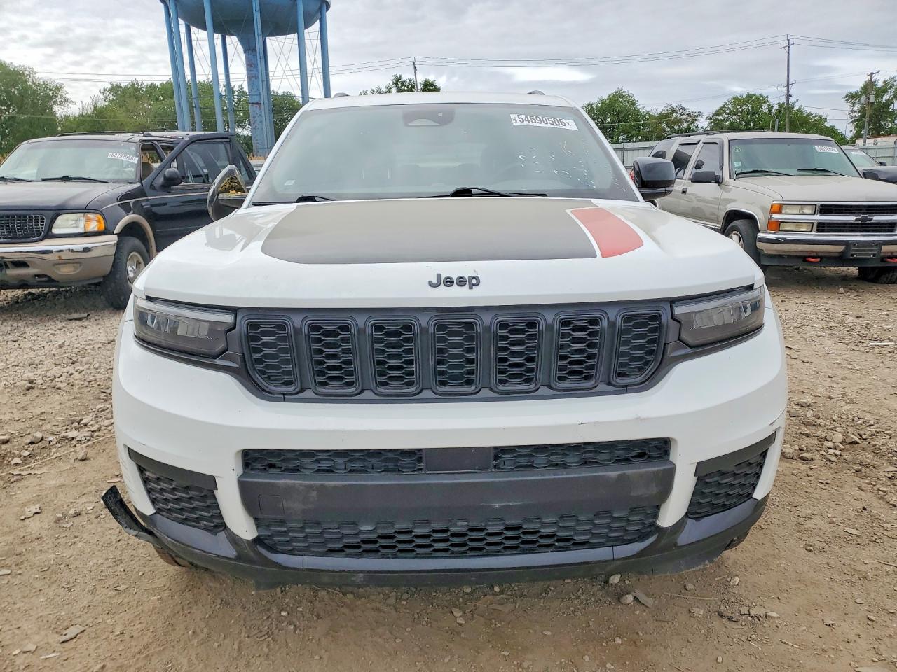 2024 Jeep Grand Cherokee L Laredo - Image 5