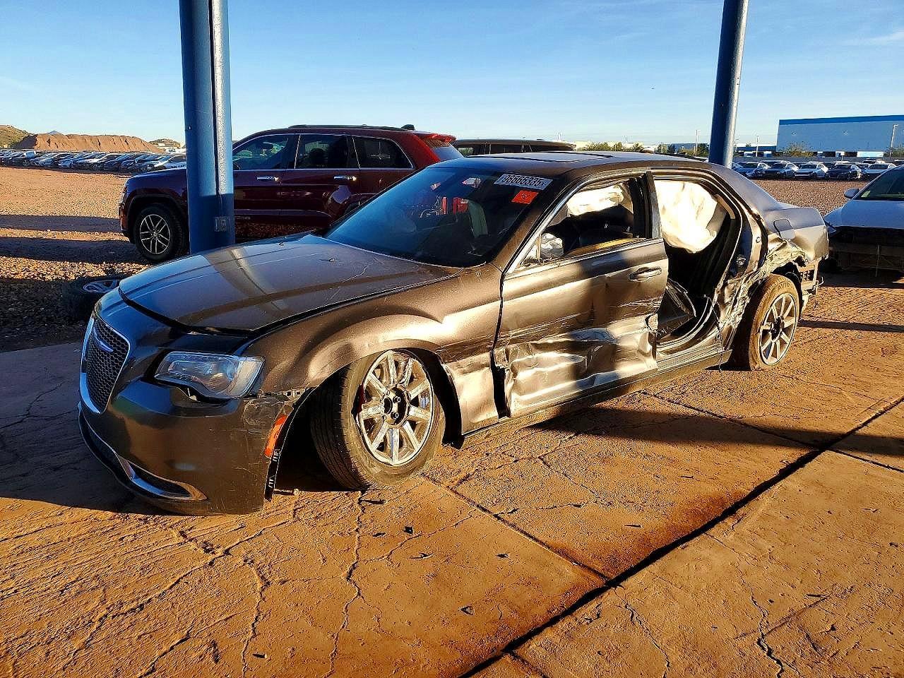 2016 Chrysler 300 Limited