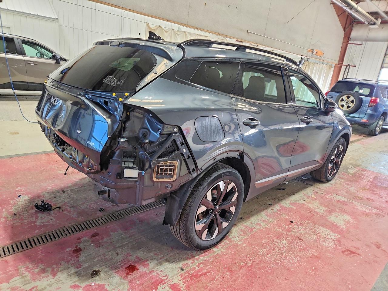 2023 Kia Sportage X Line - Фото 3