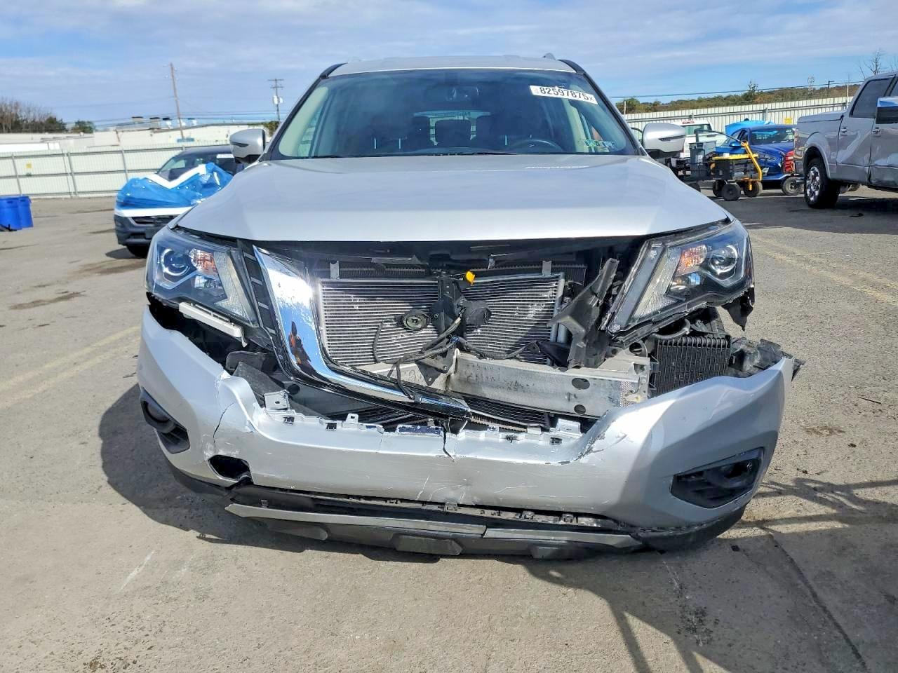 2019 Nissan Pathfinder Sl - Image 5