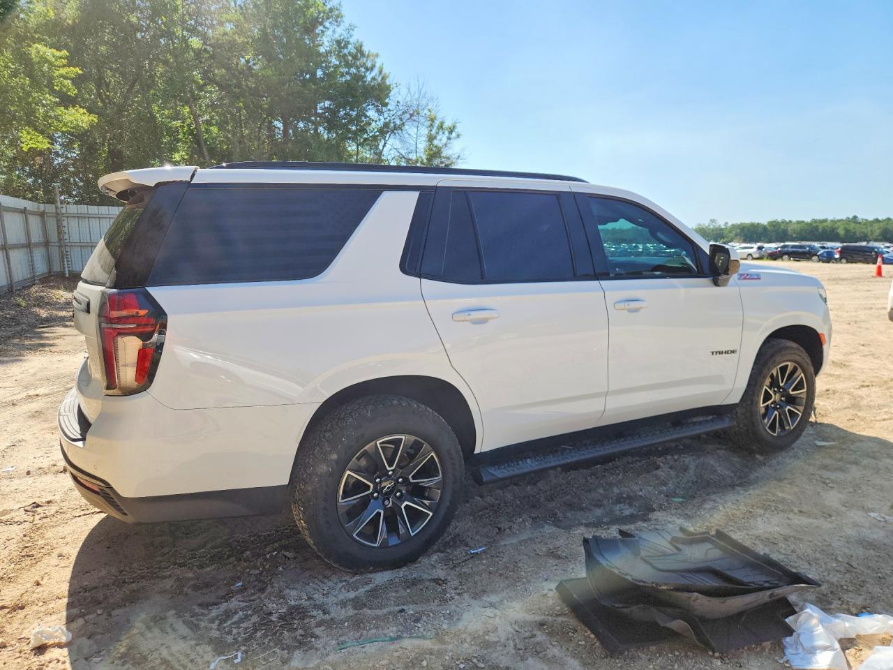 2021 Chevrolet Tahoe K1500 Z71 - Image 3