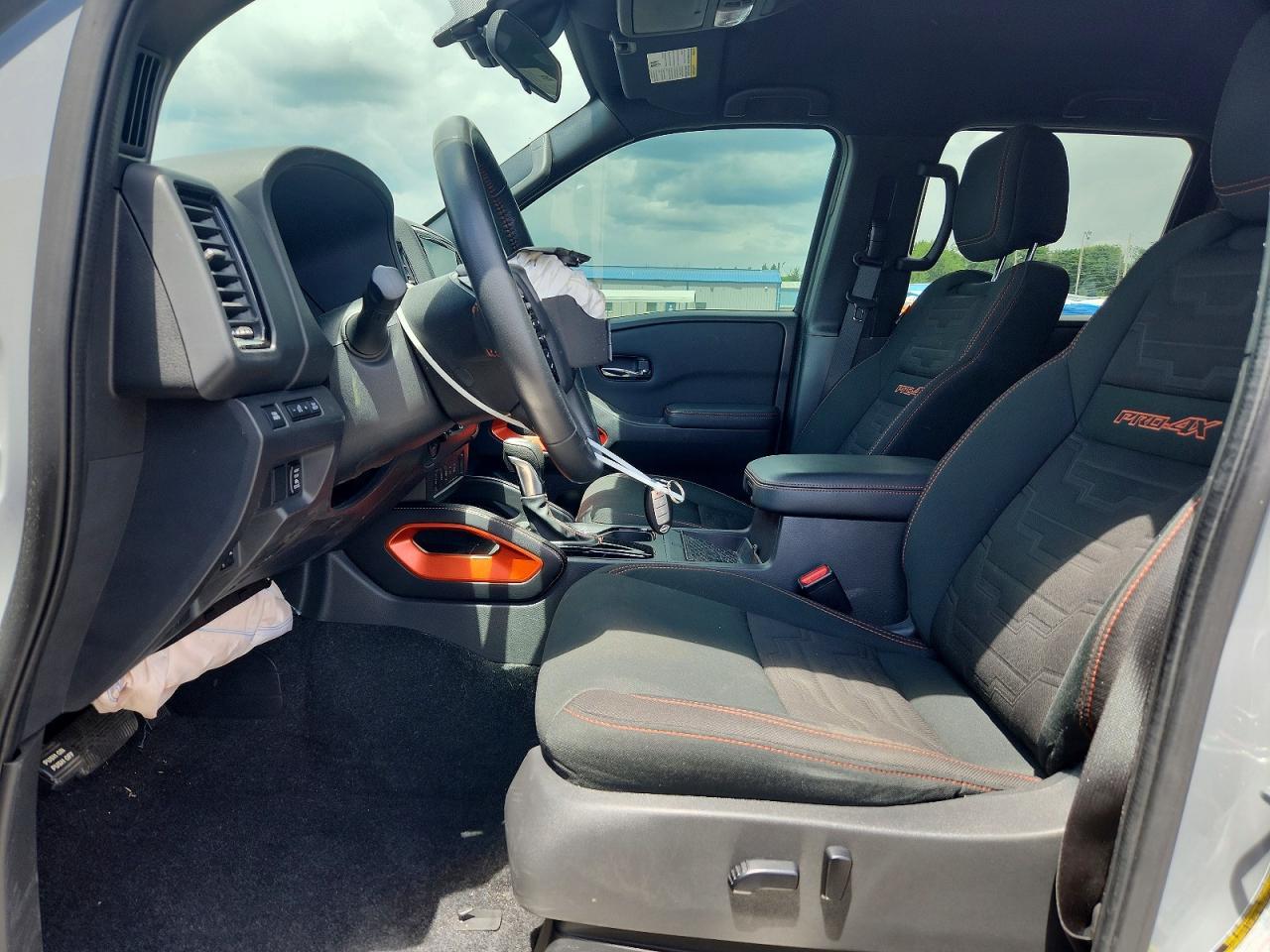 2023 Nissan Frontier Pro-X - Image 7