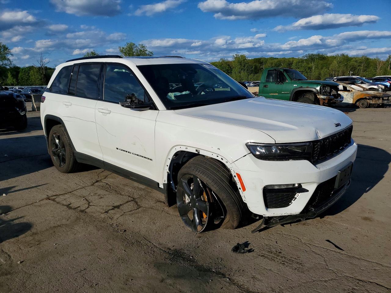 2025 Jeep Grand Cherokee Limited - Фото 4