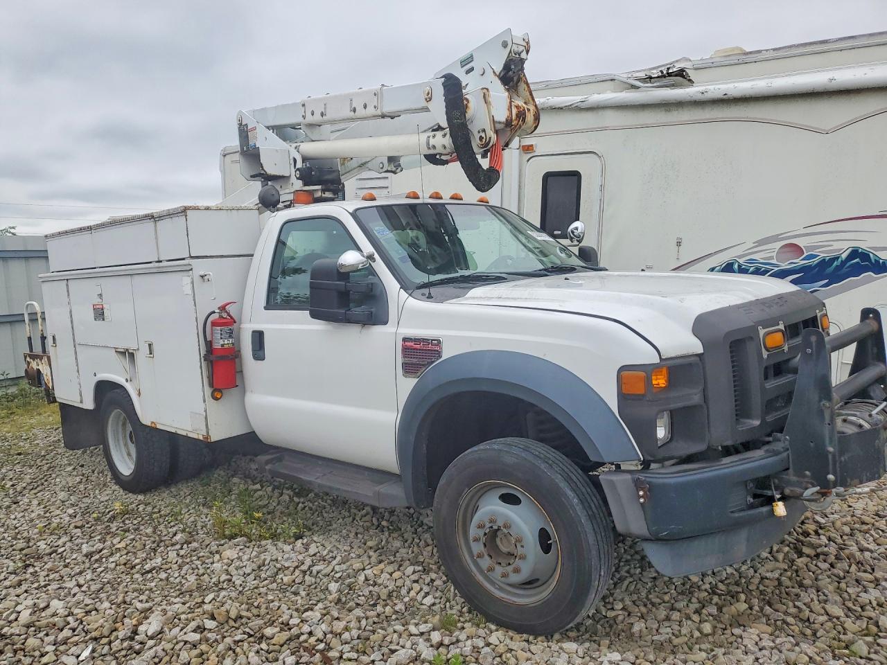 2008 Ford F550 Super Duty - Image 4