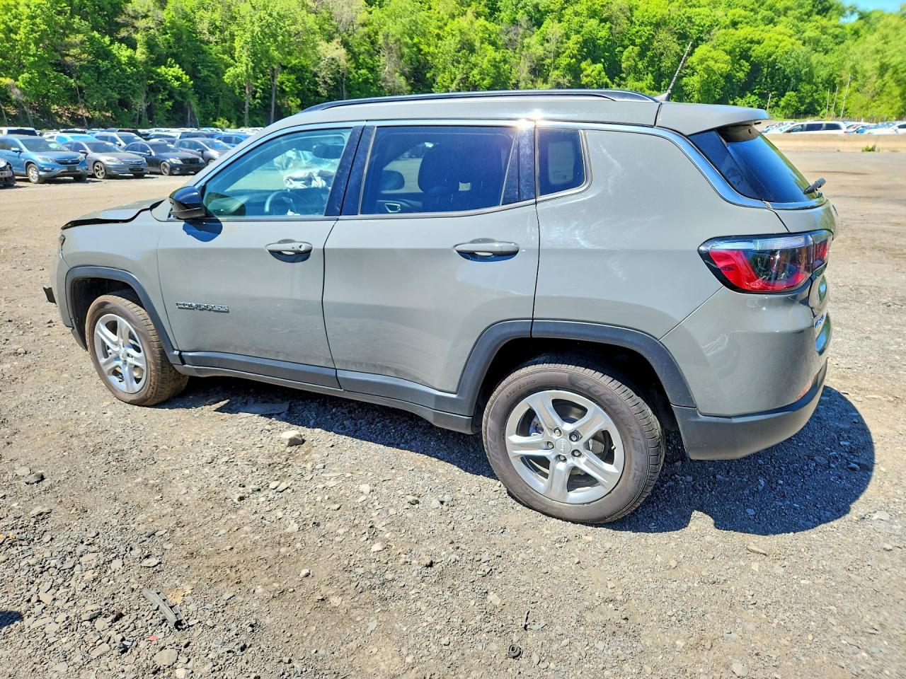 2024 Jeep Compass Latitude - Фото 2