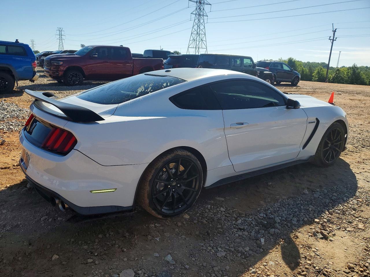 2017 Ford Mustang Shelby Gt350 - Image 3