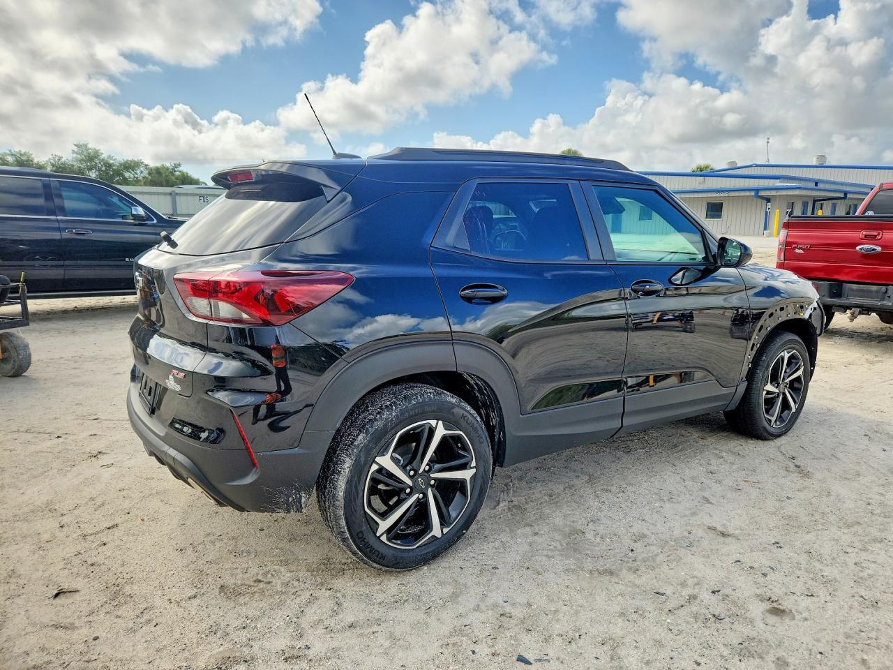2023 Chevrolet Trailblazer Rs - Фото 3