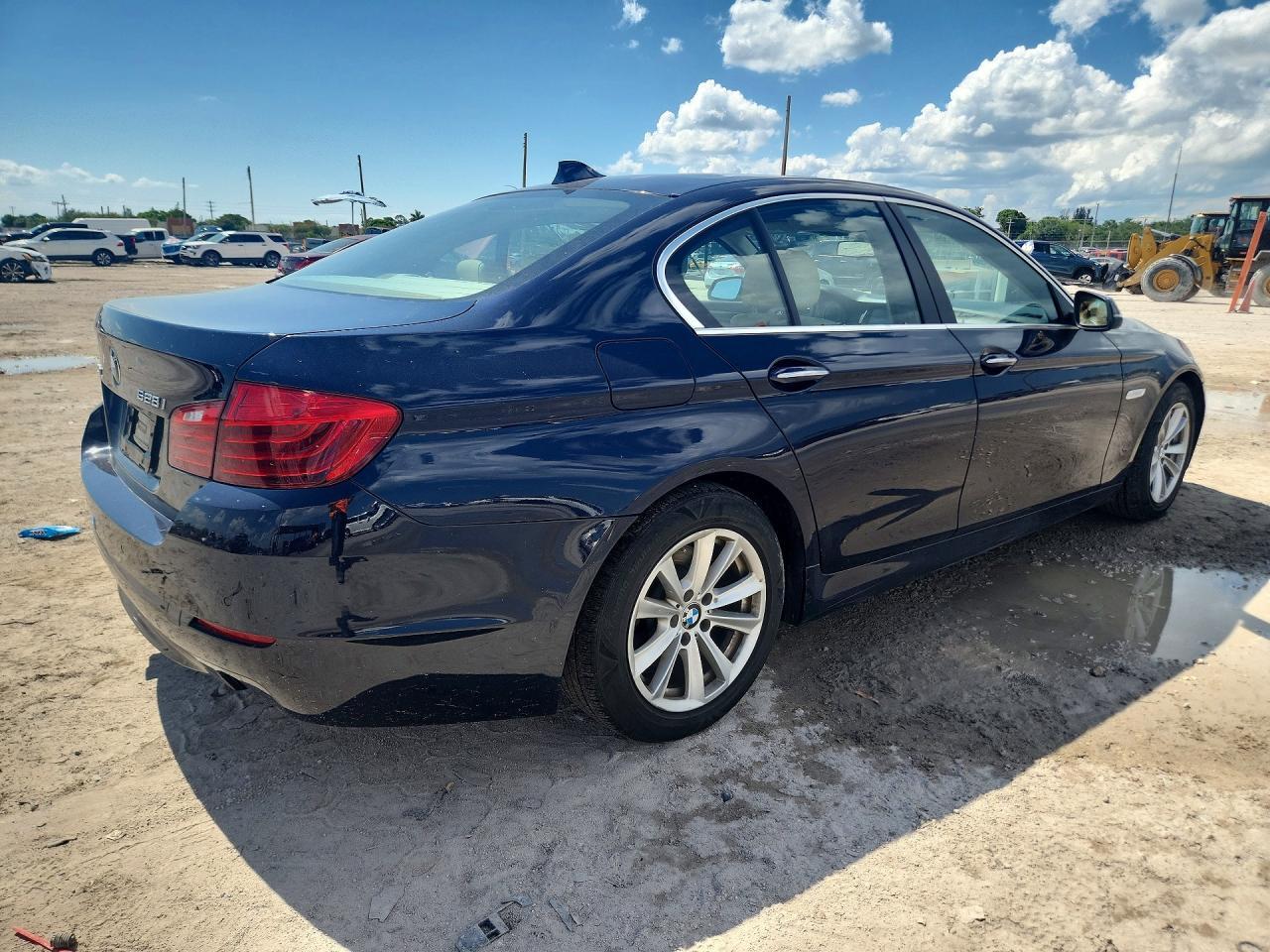 2015 BMW 528 Xi - Фото 3