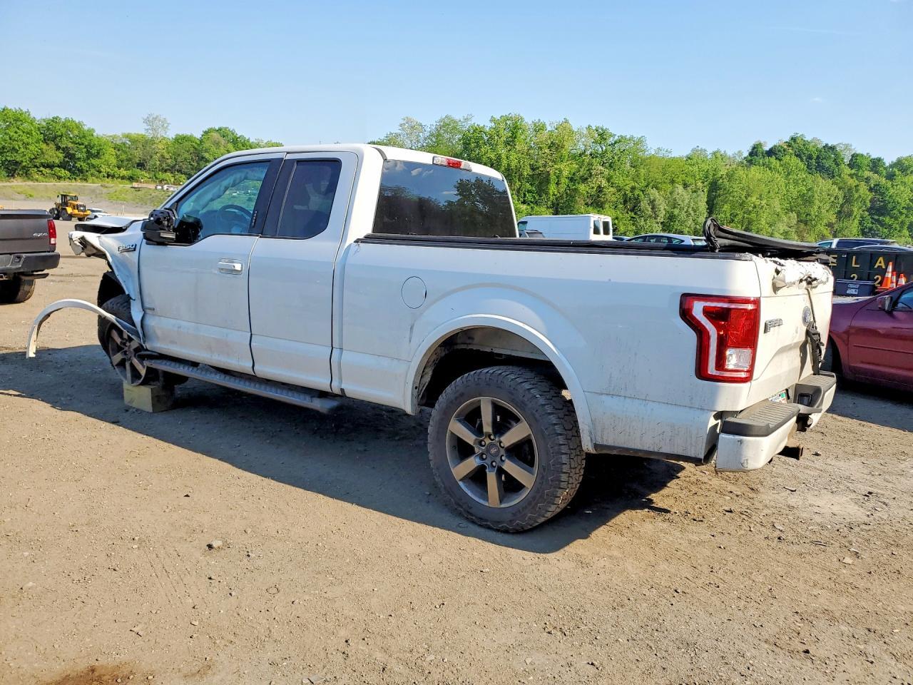 2017 Ford F150 Super Cab - Image 2