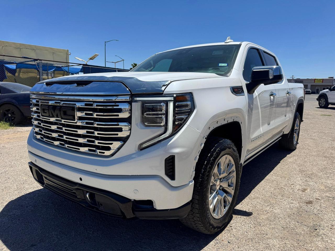 2023 GMC Sierra K1500 Denali - Image 2