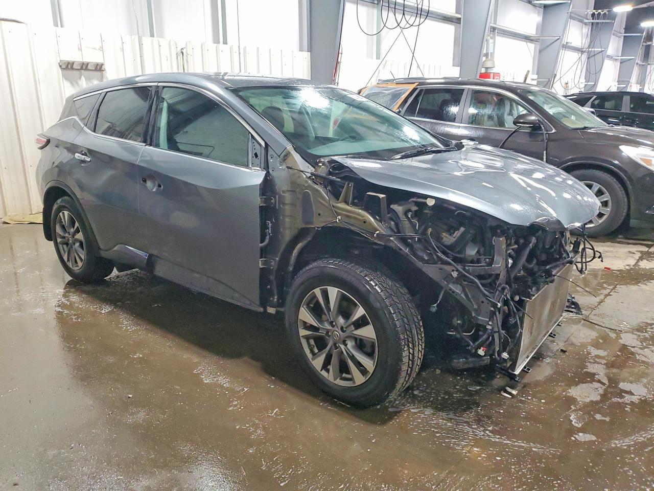 2016 Nissan Murano S - Image 4