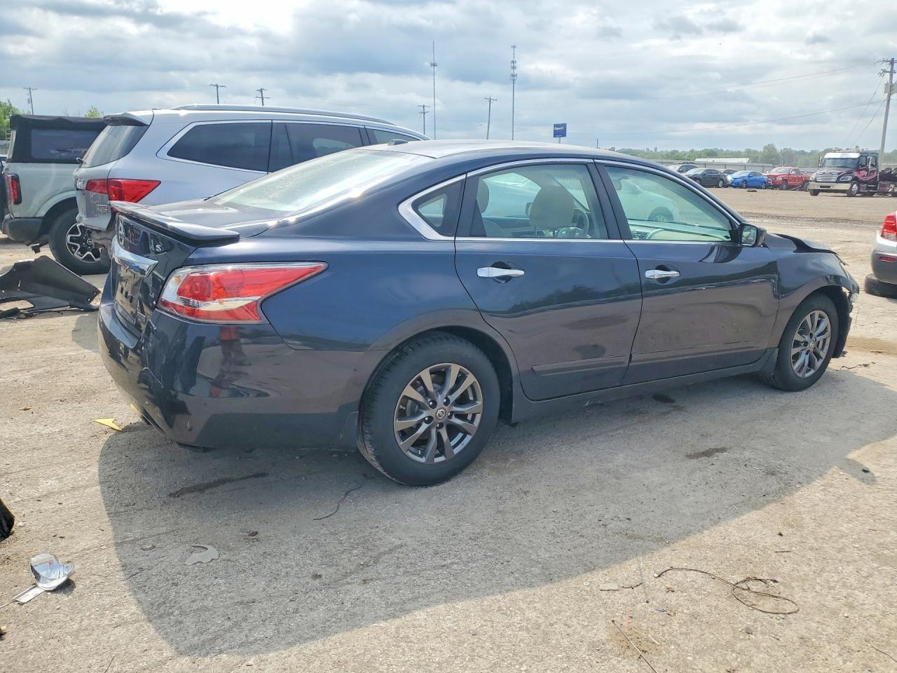 2015 Nissan Altima 2.5 S - Image 3