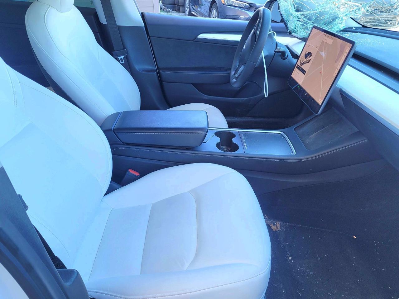 2021 Tesla Model 3 - Фото 5