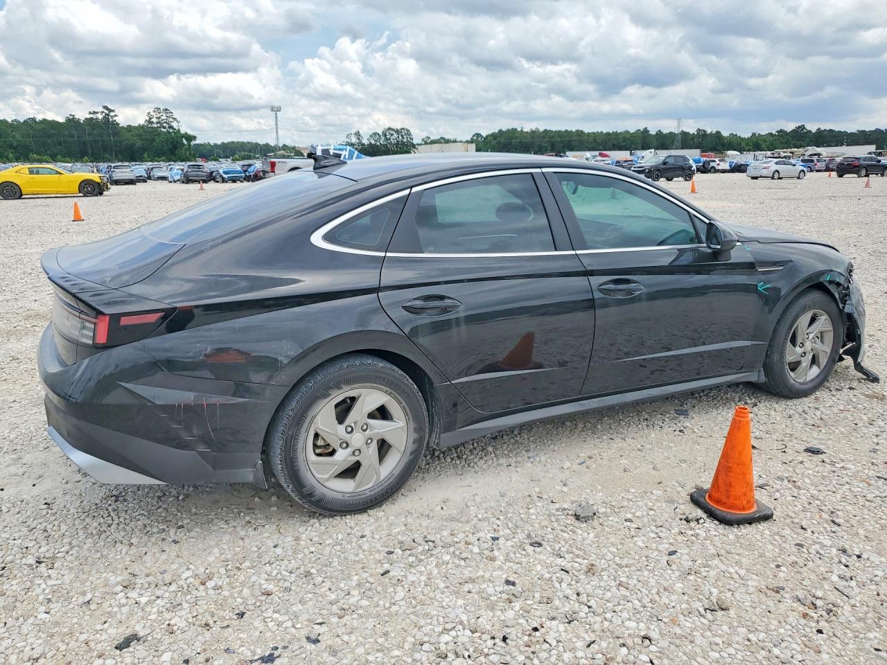 2025 Hyundai Sonata Se - Image 3
