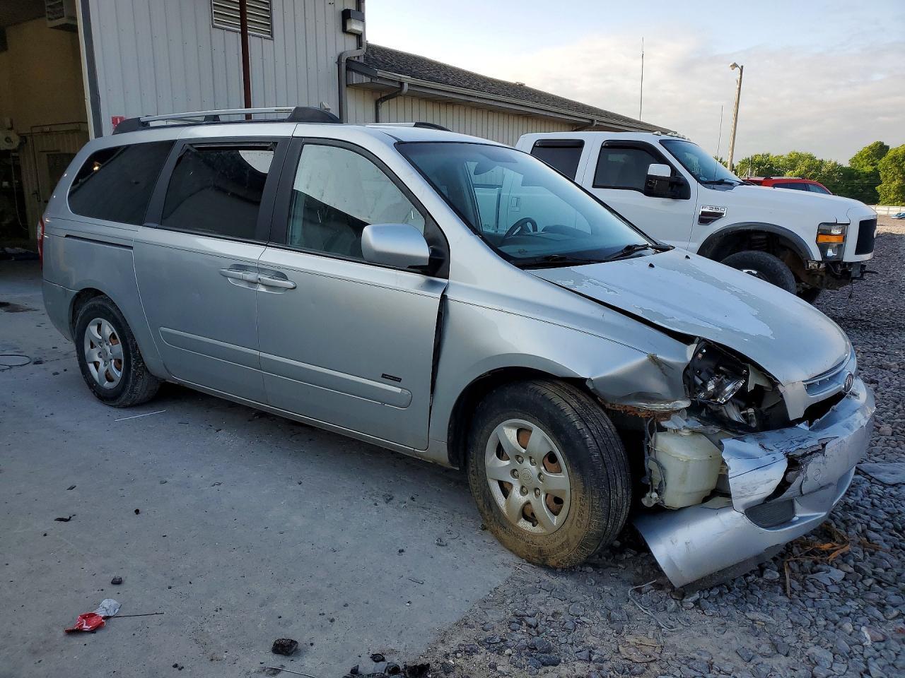 2006 Kia Sedona Lx - Фото 4