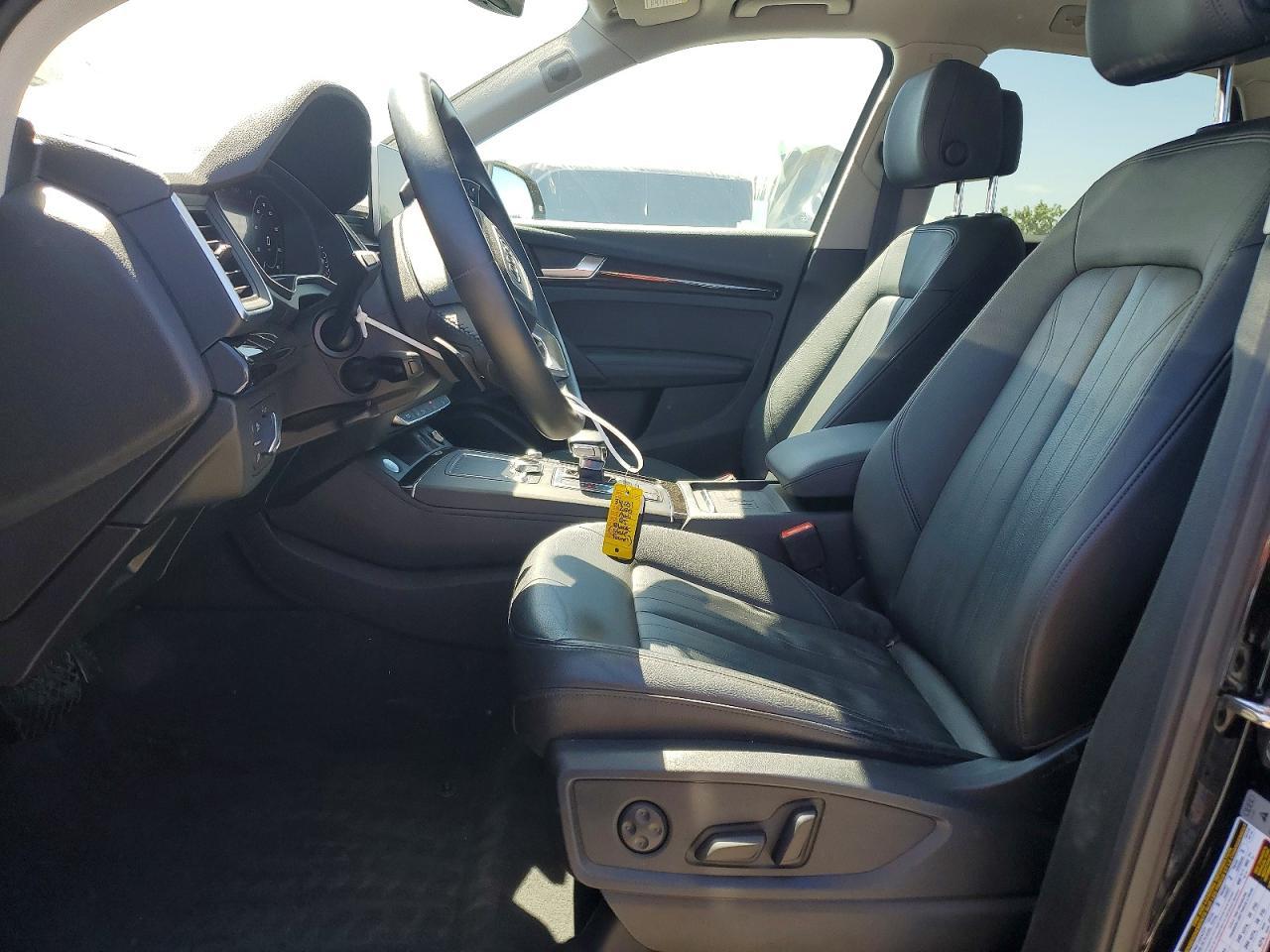 2020 Audi Q5 E Premium Plus - Фото 7