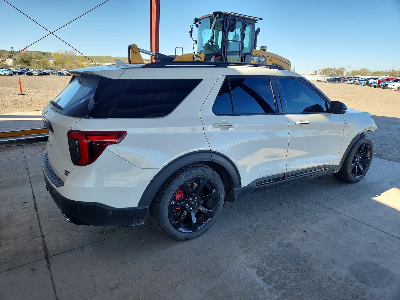2022 Ford Explorer St - Фото 3