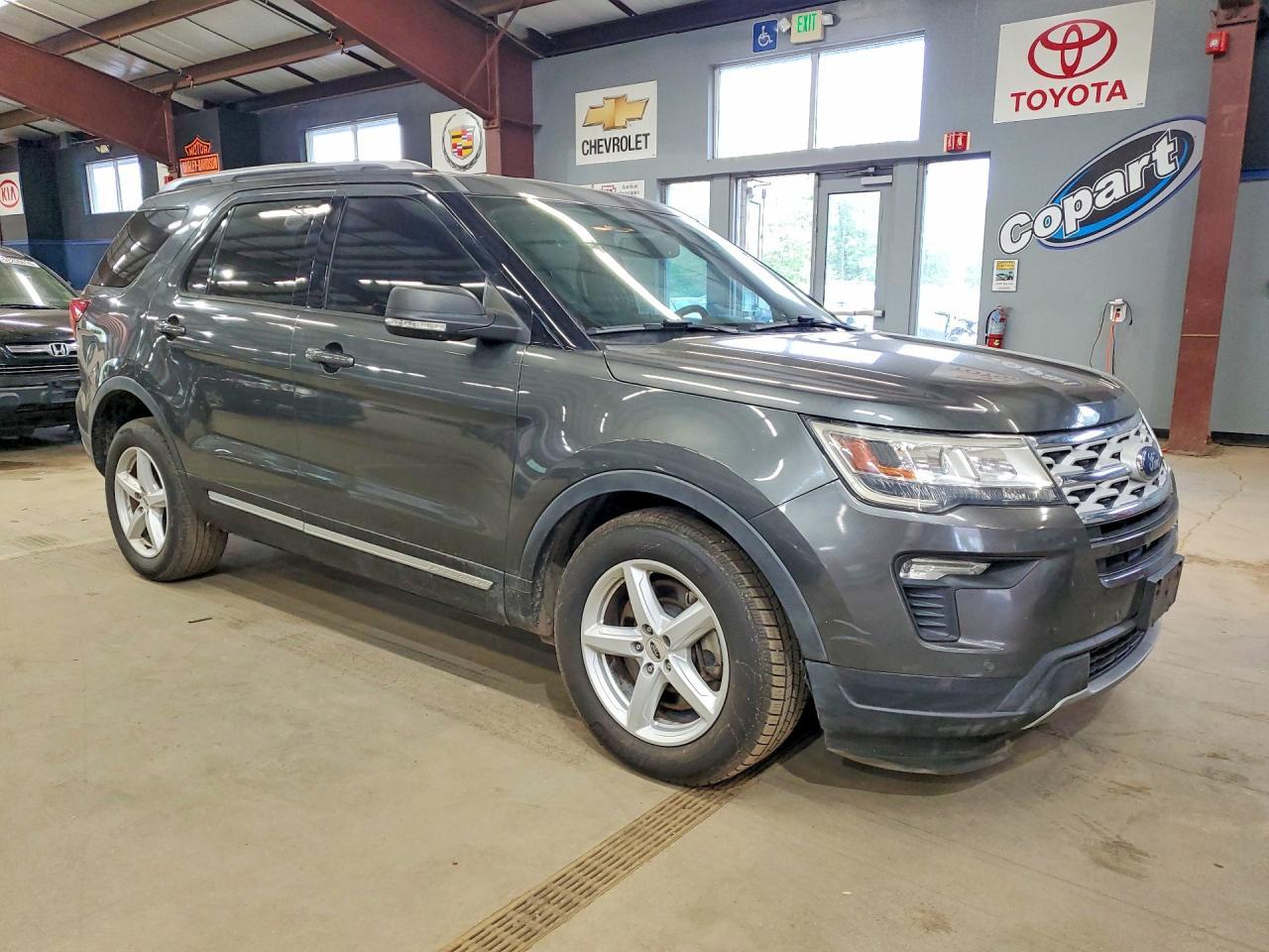 2019 Ford Explorer Xlt - Image 4