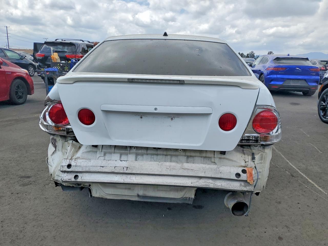 2004 Lexus Is 300 - Image 6