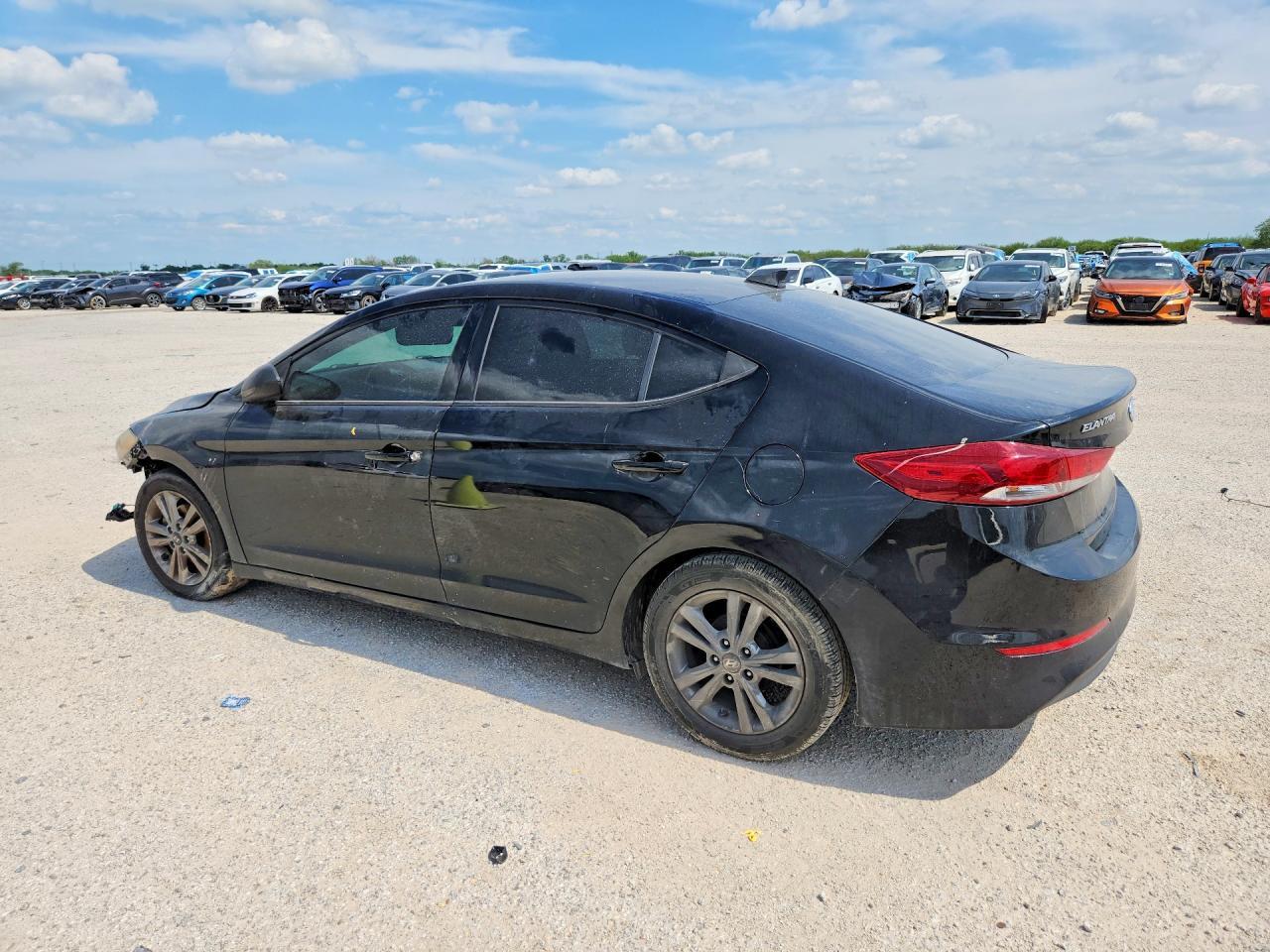 2017 Hyundai Elantra Se - Фото 2