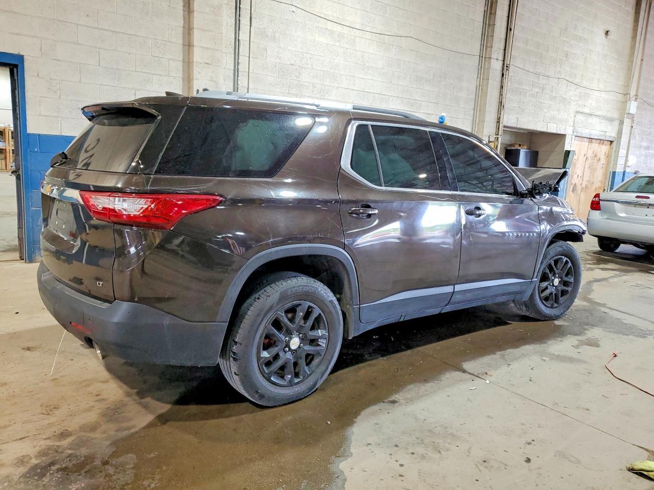 2018 Chevrolet Traverse Lt - Image 3