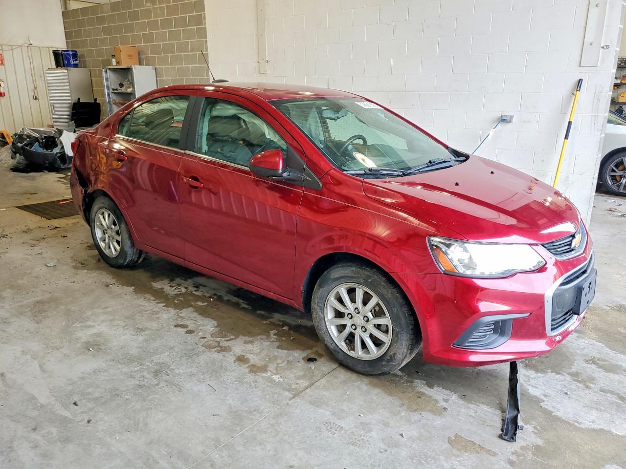 2019 Chevrolet Sonic Lt - Image 4