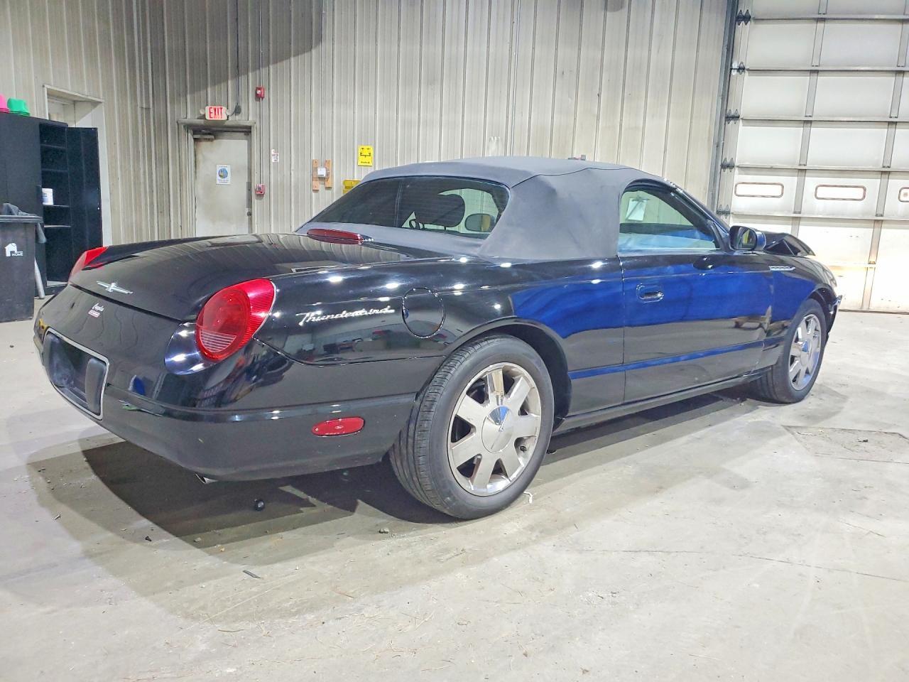 2002 Ford Thunderbird - Image 3