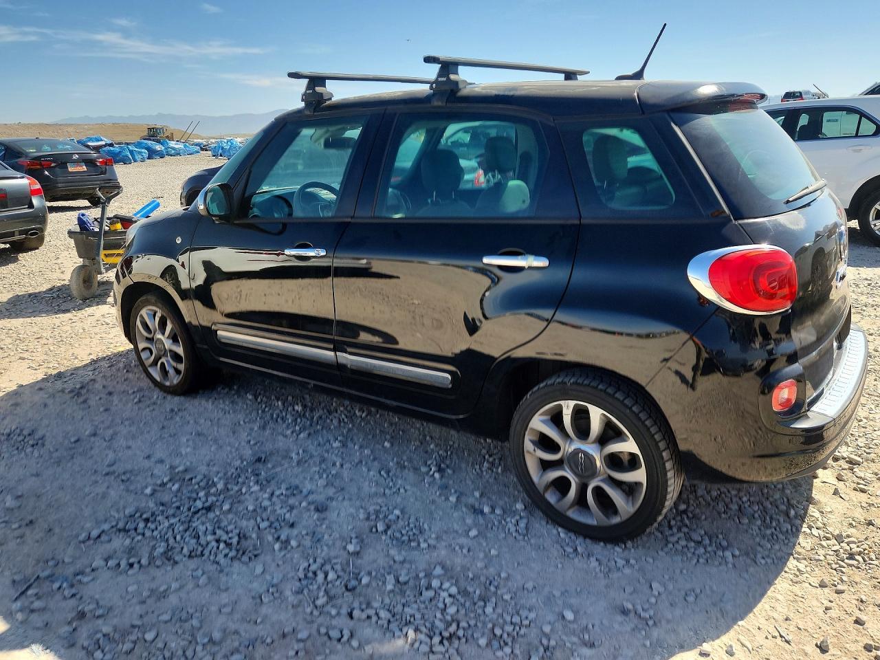 2014 Fiat 500L Lounge - Image 2