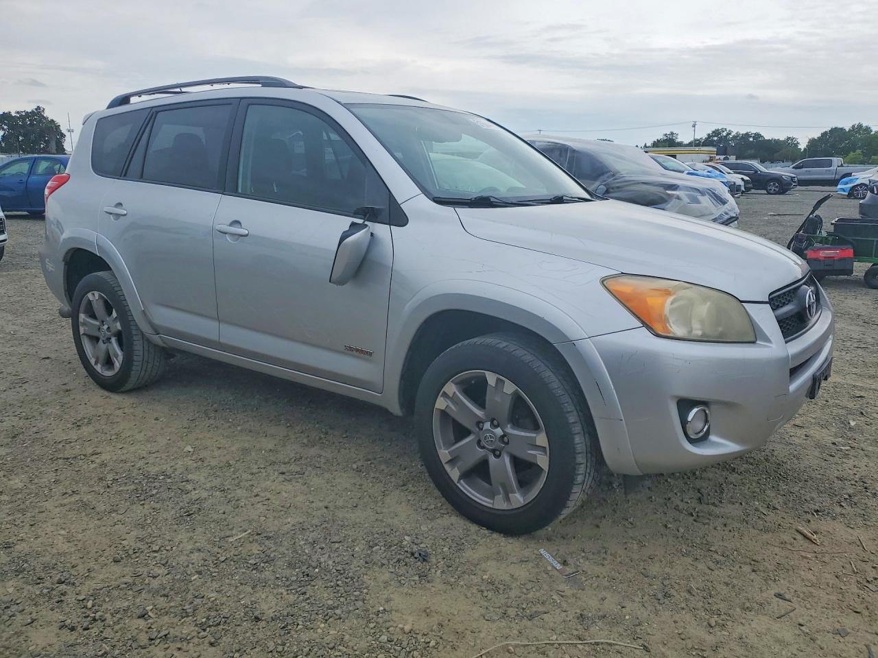 2011 Toyota Rav4 Sport - Фото 4