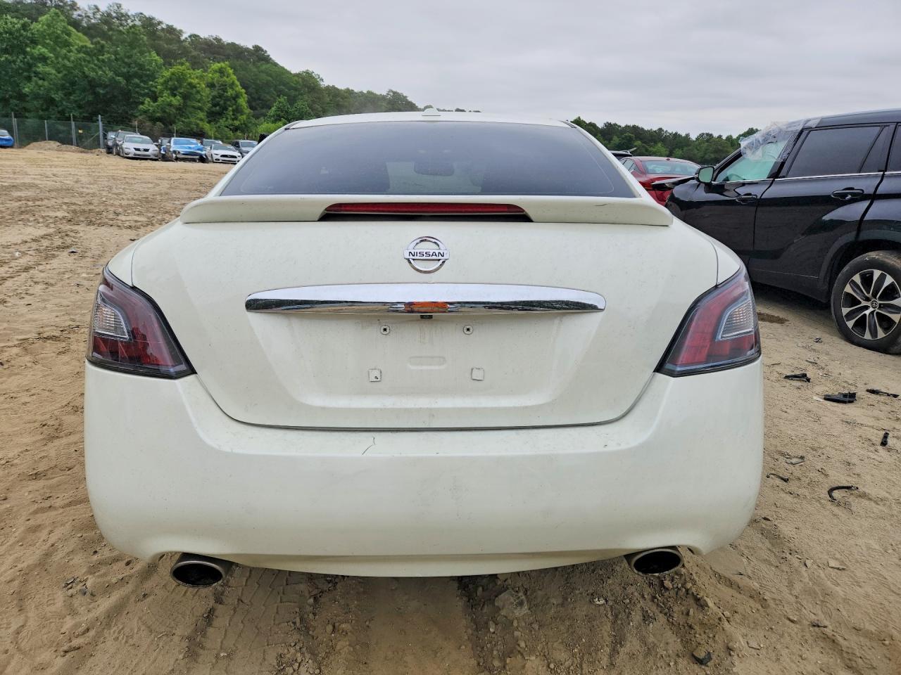 2014 Nissan Maxima 3.5 S - Image 6
