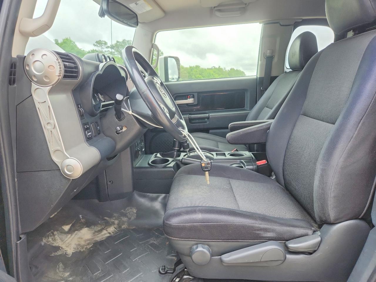 2014 Toyota Fj Cruiser Base - Image 7