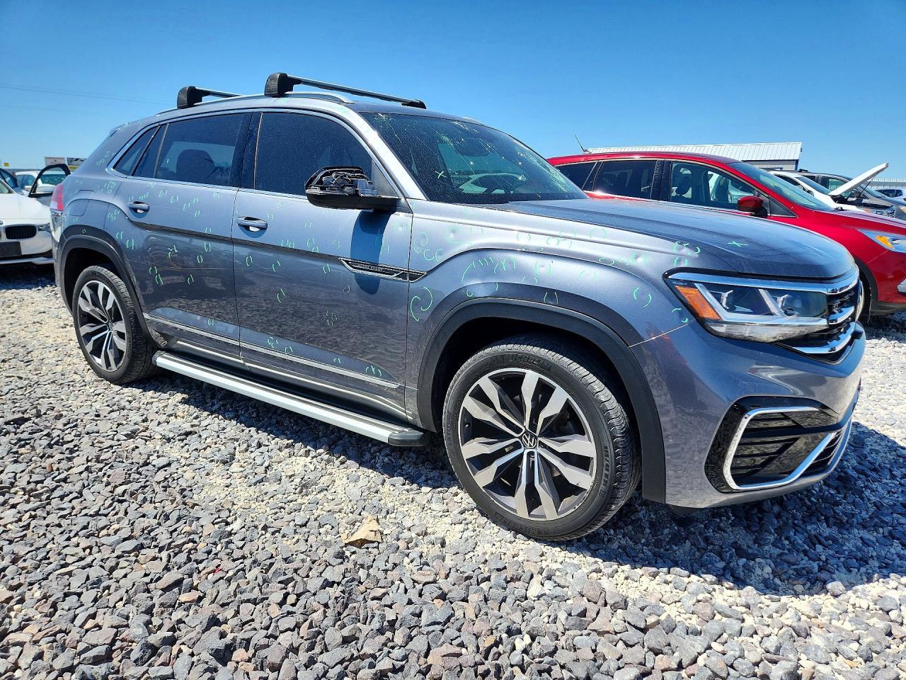 2020 Volkswagen Atlas Cross Sport Sel Premium R-Line - Image 4